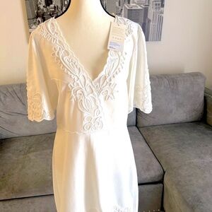 $425 Secret Mission White Linen Blend Embroidered Dress | New With Tags | Luxury